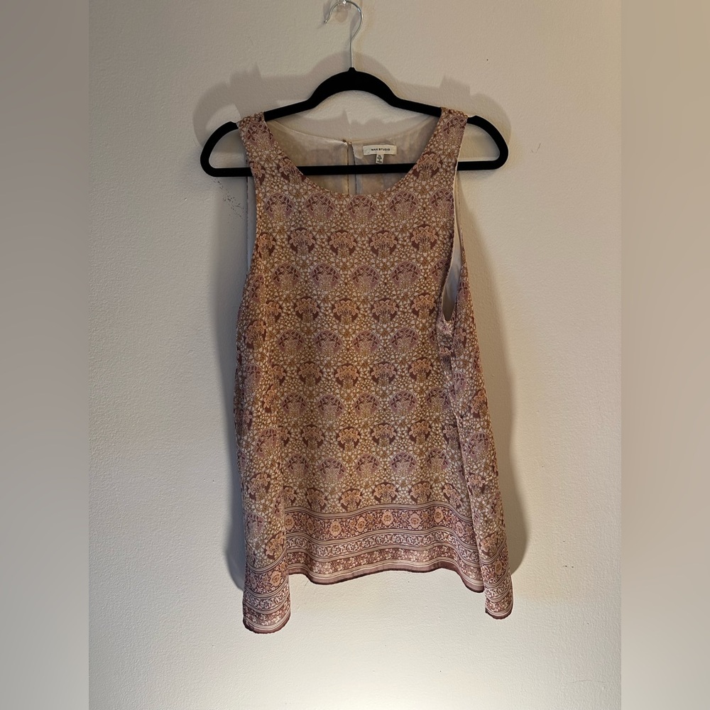 NWOT Floral Max Studio Sleeveless Blouse